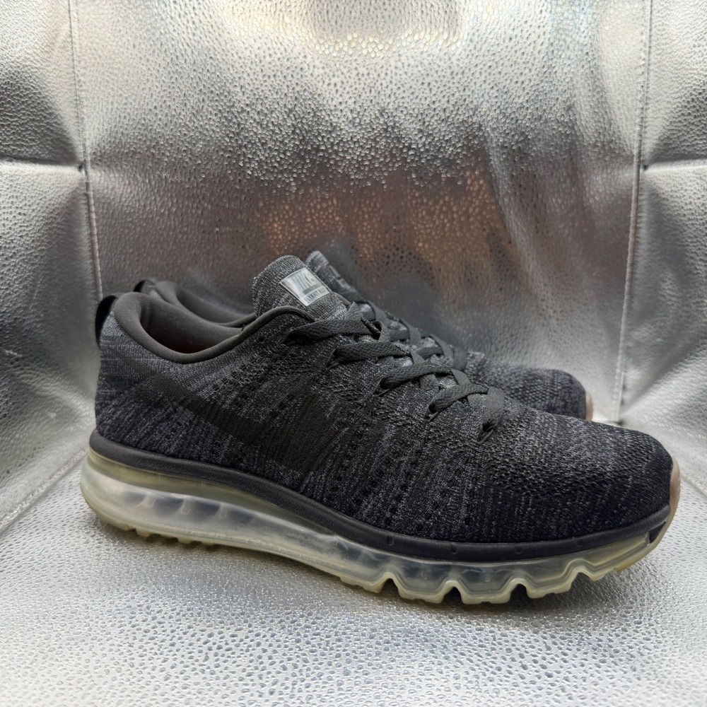 Size 10 Nike Flyknit Max Running Shoes Mens Black Grey Excellent 620469-010
